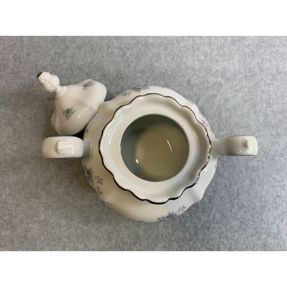 Johann Haviland Bavaria Blue Garland Creamer and Sugar Dish with Lid - Picture 7 of 9